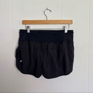 Lululemon Speed Up Short 2.5” Lowrise Size 6 Size Small Black